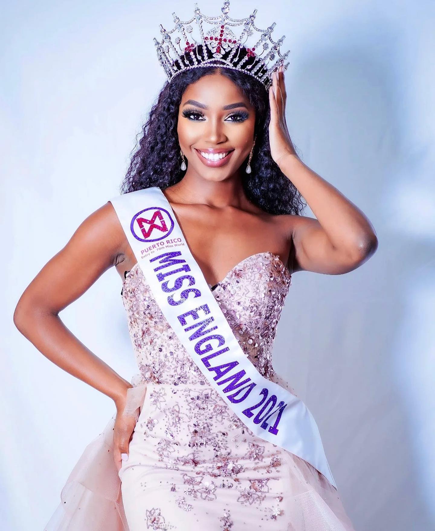 Miss England titleholder styled by Susan Rose